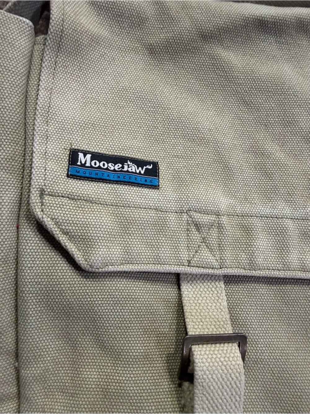 Moosejaw Olive Green Canvas Messenger Bag - Picture 2 of 4